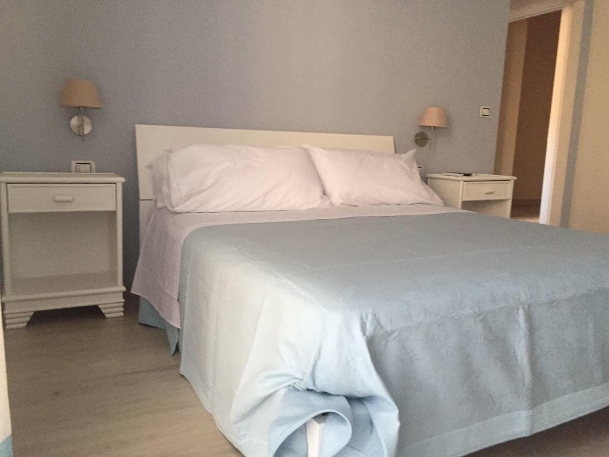 Donna Melina Bed and Breakfast Mileto Eksteriør billede